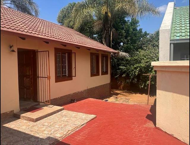 3 BEDROOM HOUSE FOR SALE IN ELANDSPOORT